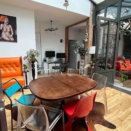 De Charme Avec Terrasse Privative