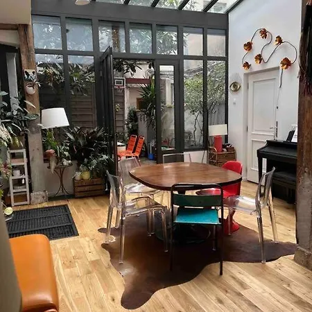 De Charme Avec Terrasse Privative
